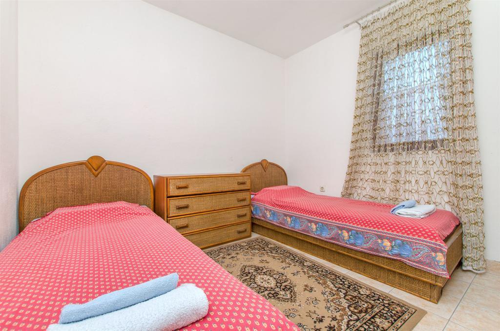 Apartment Mujan Podglavica Exterior photo